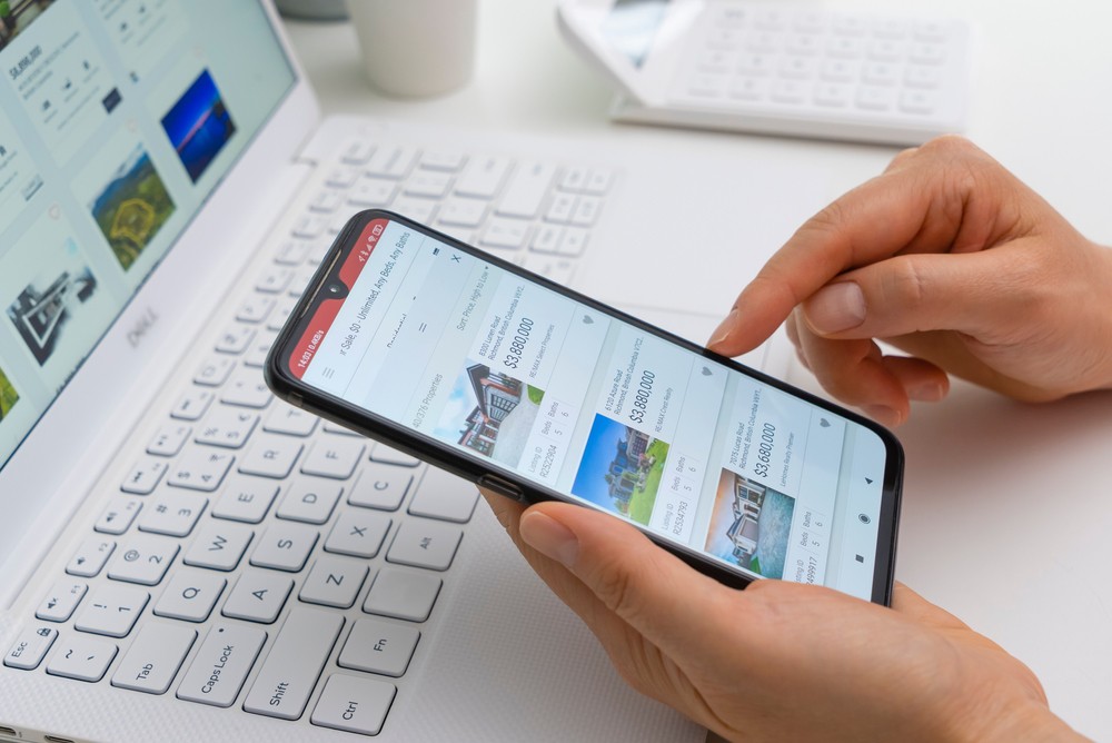 searching for houses online